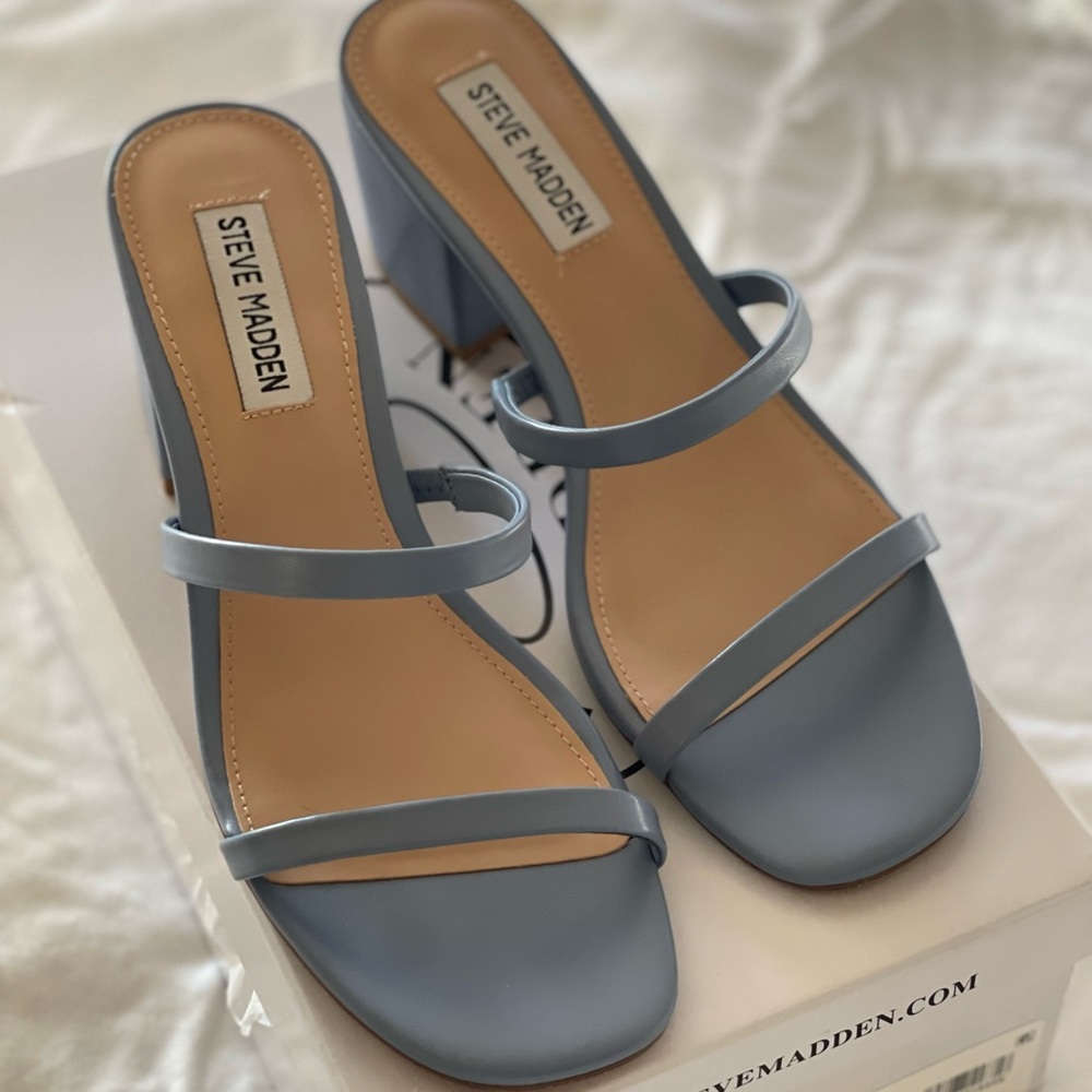 Medium heeled slide sandals